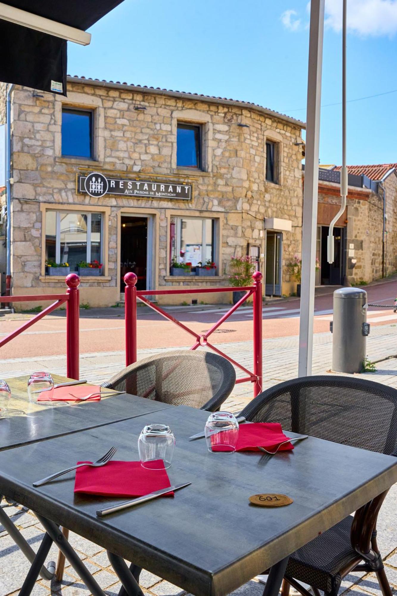 Aux Prisons De Montagny Bed & Breakfast Montagny  ภายนอก รูปภาพ