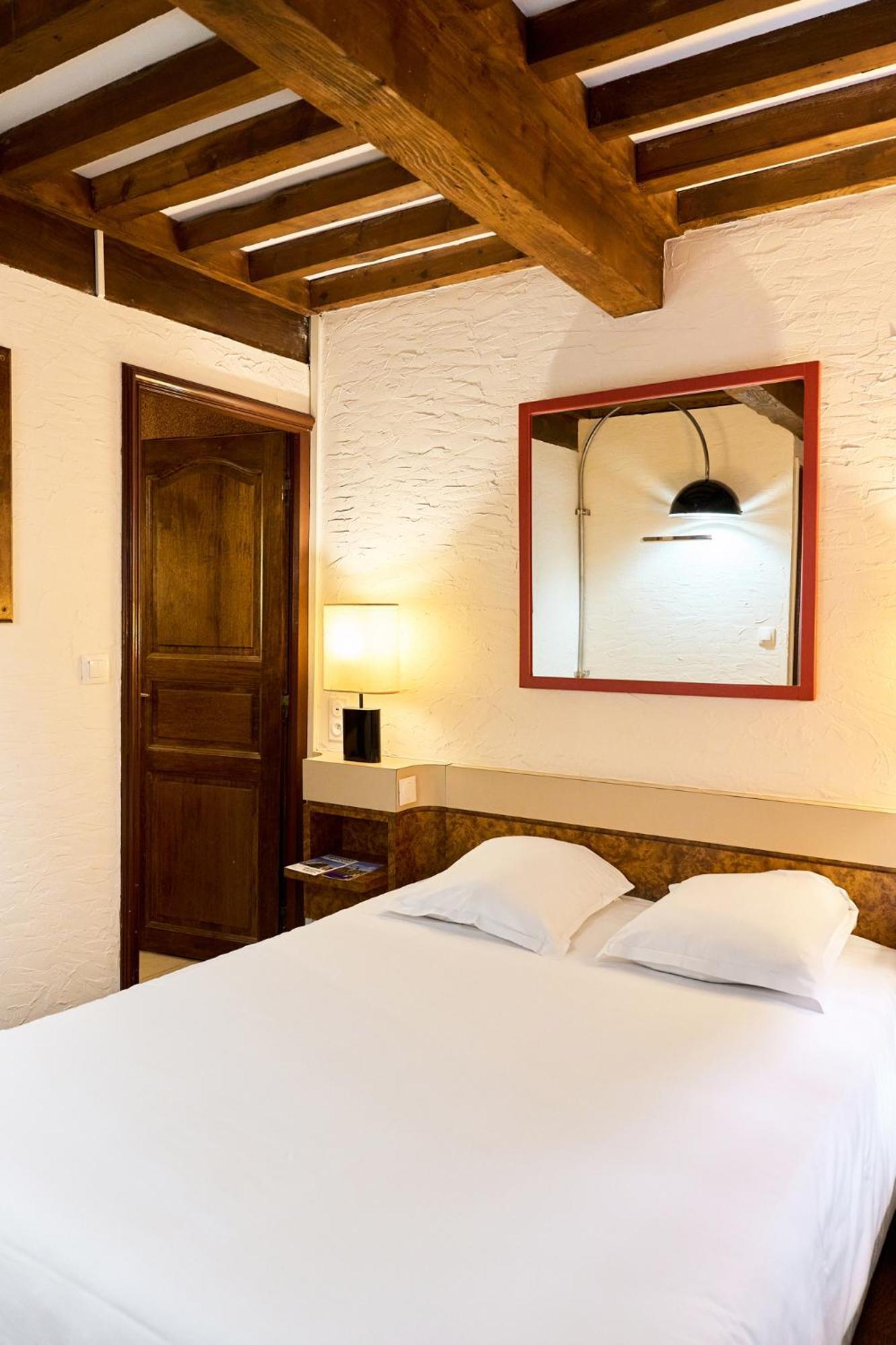 Aux Prisons De Montagny Bed & Breakfast Montagny  ภายนอก รูปภาพ