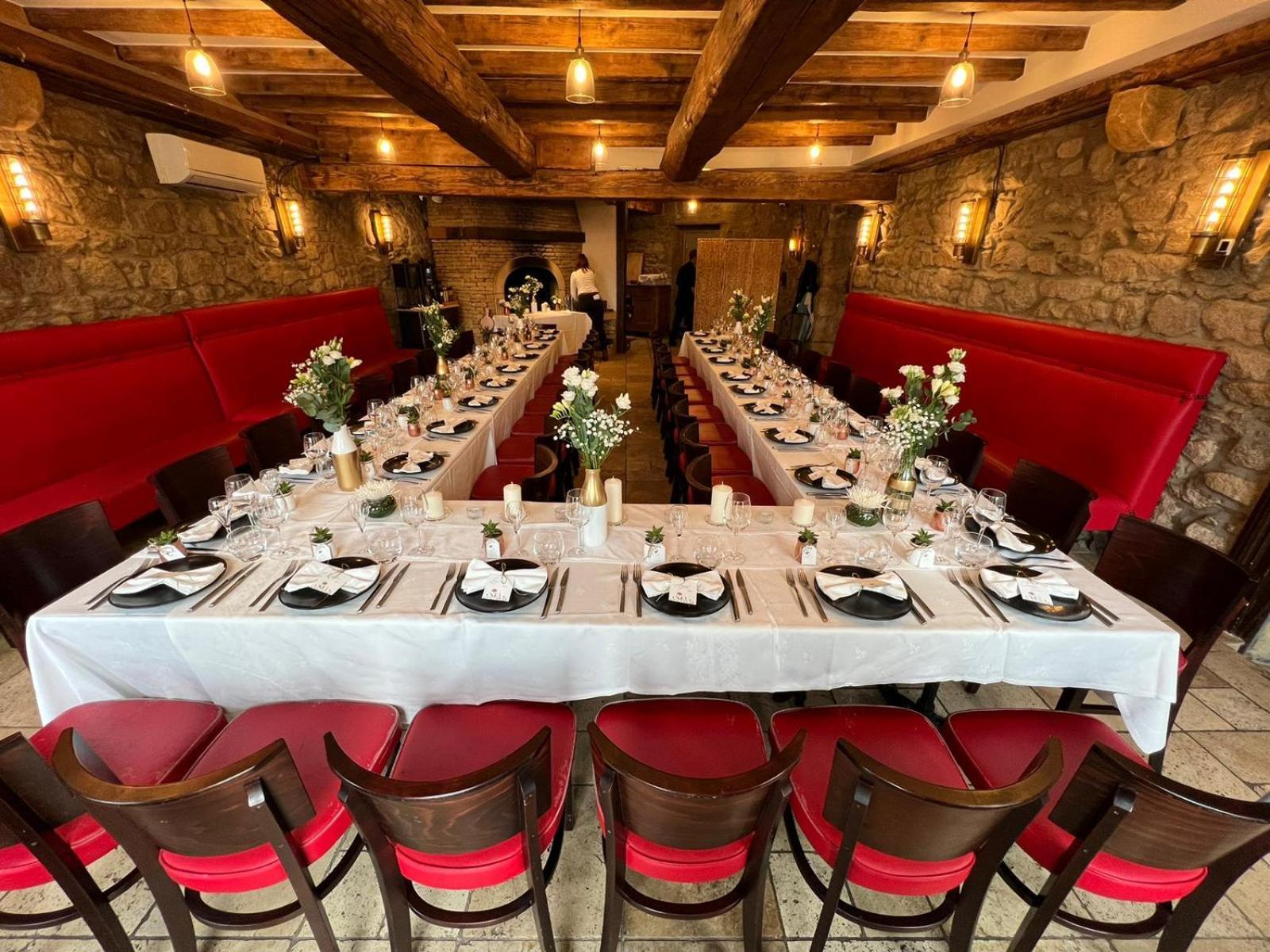 Aux Prisons De Montagny Bed & Breakfast Montagny  ภายนอก รูปภาพ