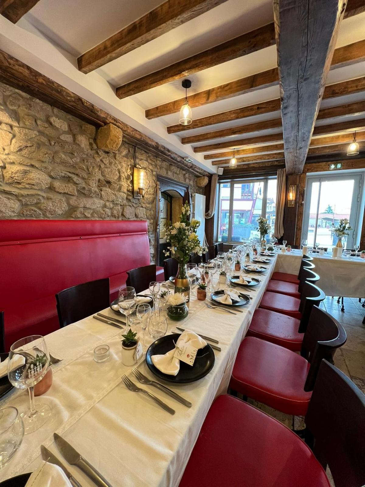 Aux Prisons De Montagny Bed & Breakfast Montagny  ภายนอก รูปภาพ