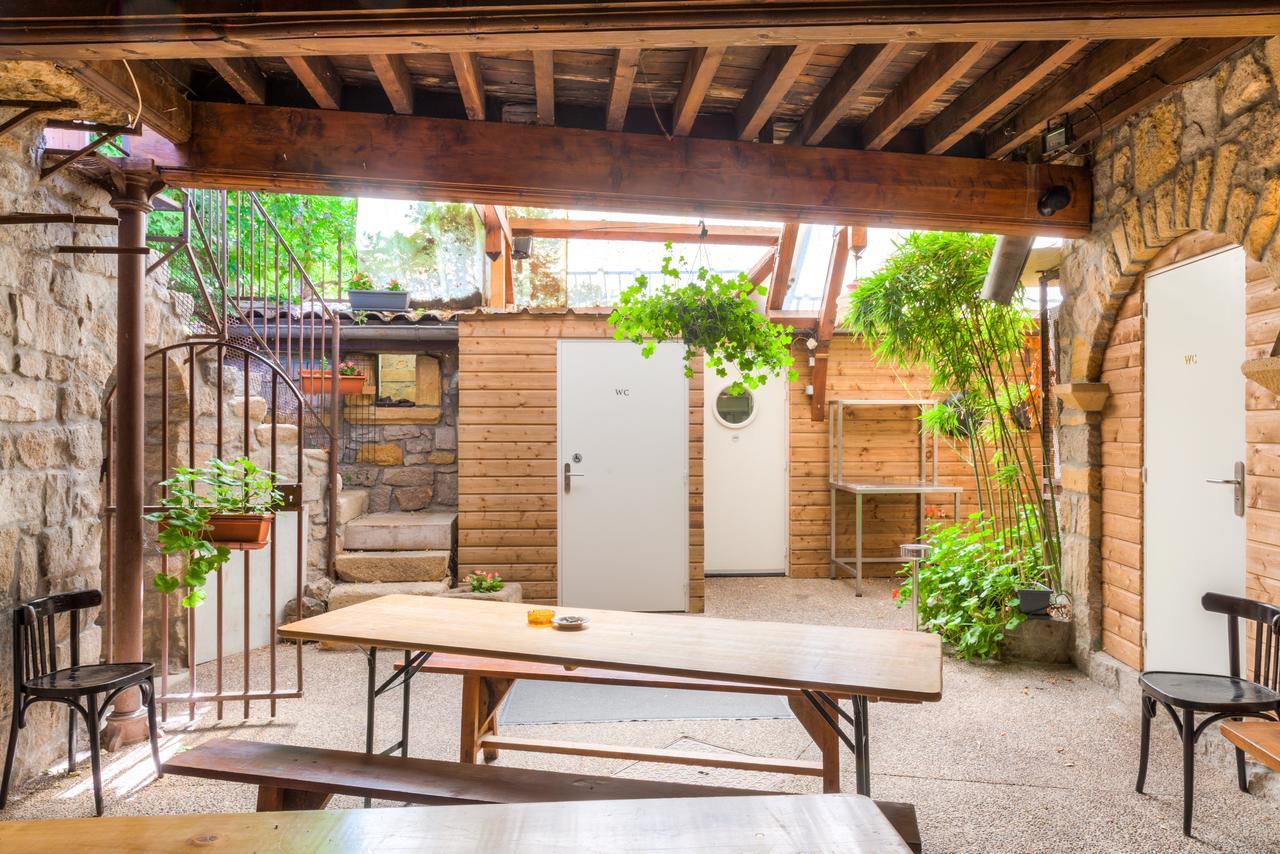 Aux Prisons De Montagny Bed & Breakfast Montagny  ภายนอก รูปภาพ